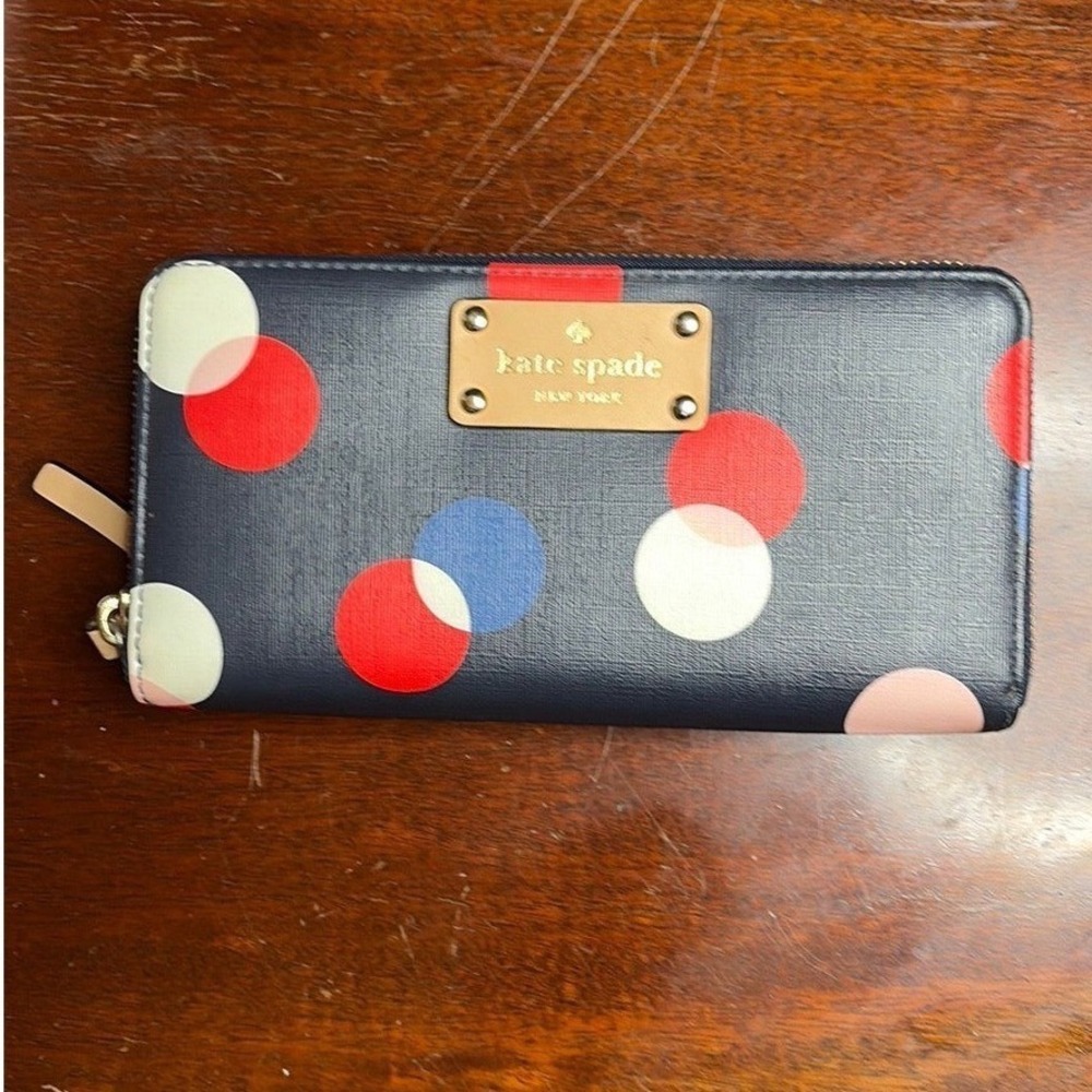 Kate Spade Neda Newbury Lane Wallet Navy Polka Dot Zip Around WLRU1970